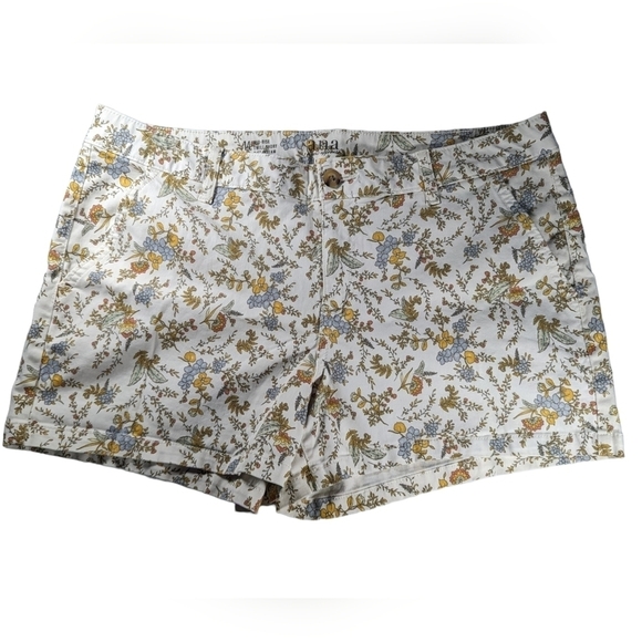 a.n.a Pants - A.N.A. Mid Rise Twill Short Sz 14